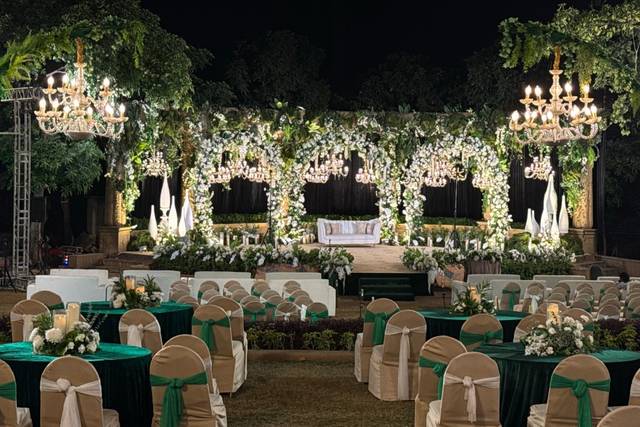AV Decors